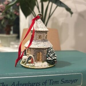 Silent Night Cambridge 2000 Lilliput Lane Christmas Ornament